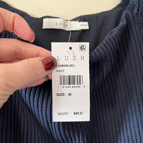 NWT Lush Brand Navy Short Sleeve Tiered Dress Women’s Size Medium - Picture 4 of 15